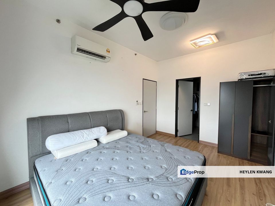 Gm Remia Residence Corner Unit Partially Furnished for Sale, Selangor, Klang