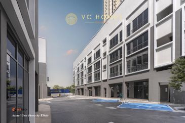 Edu Sentral, Setia Alam Shoplot G Floor For Rent