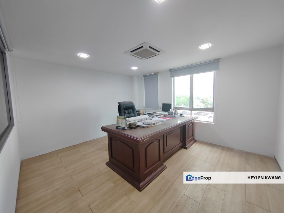 Bukit Tinggi 1, Klang Fully Furnished and Renovated Shop Office for Rent, Selangor, Klang