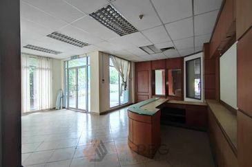 Pulau Indah Industrial Area