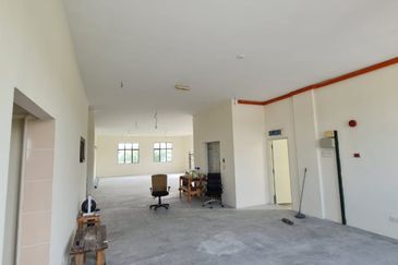 Bukit Jelutong Industrial Park