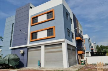 Bukit Jelutong Industrial Park