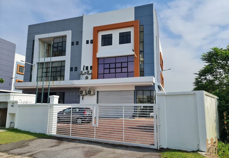 Bukit Jelutong Industrial Park