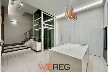 Duta Villa, Setia Alam