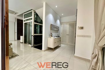 Duta Villa, Setia Alam