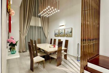 Duta Villa, Setia Alam