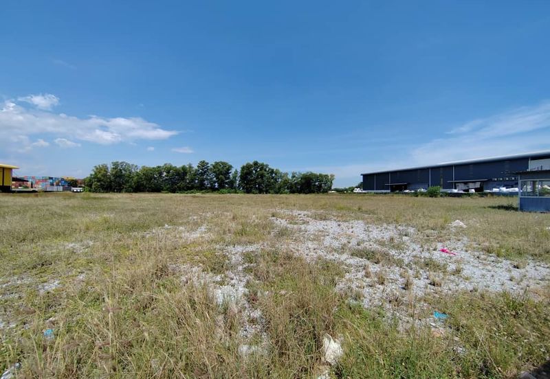 West Port, Pulau Indah