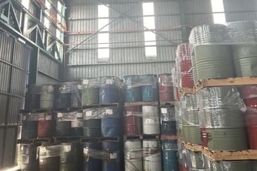 West Port, Pulau Indah