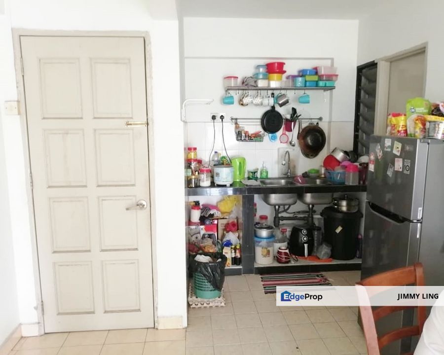 Below Market, Pangsapuri Permai, Bukit Kuda Klang, Selangor, Klang