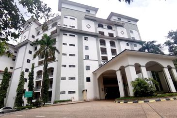 Sri Alam Condominium