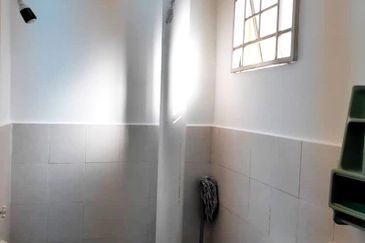 Jelutong Apartment, Selayang Heights