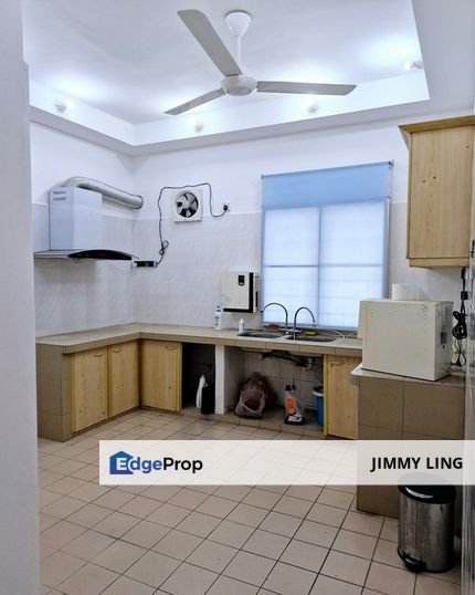 Below Market 2sty Townhouse Kota Kemuning 24x45, Selangor, Kota Kemuning