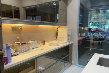 Jalan Cemara, Bandar Botanik