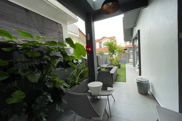 Jalan Cemara, Bandar Botanik