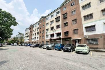 Bukit Tinggi 2 Apartment