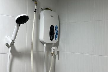 Residensi Anggerik Wira