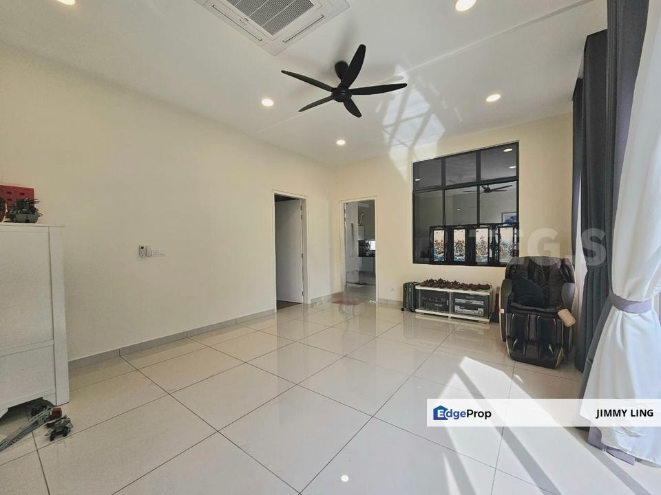 Fully Renovated Villa 22 Semi-D Bukit Rimau, Selangor, Shah Alam
