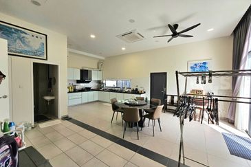 Villa 22 Bukit Rimau