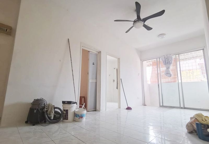 Pangsapuri Putra Impian, Taman Pinggiran Putra