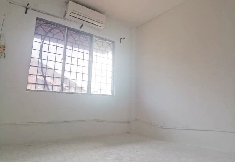 Pangsapuri Putra Impian, Taman Pinggiran Putra