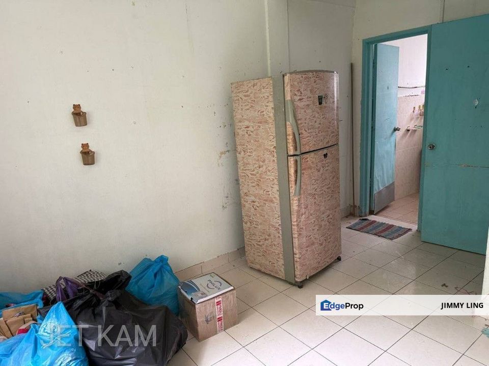 Low Booking, Tropika Apartment, Bandar Bukit Tinggi Klang, Selangor, Port Klang