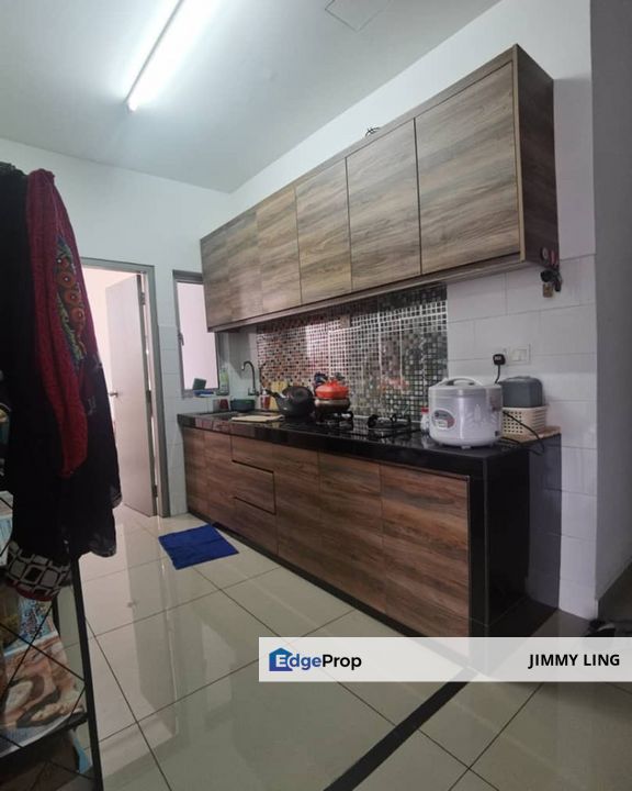 Top Floor, The Wharf Residence Puchong, Selangor, Puchong