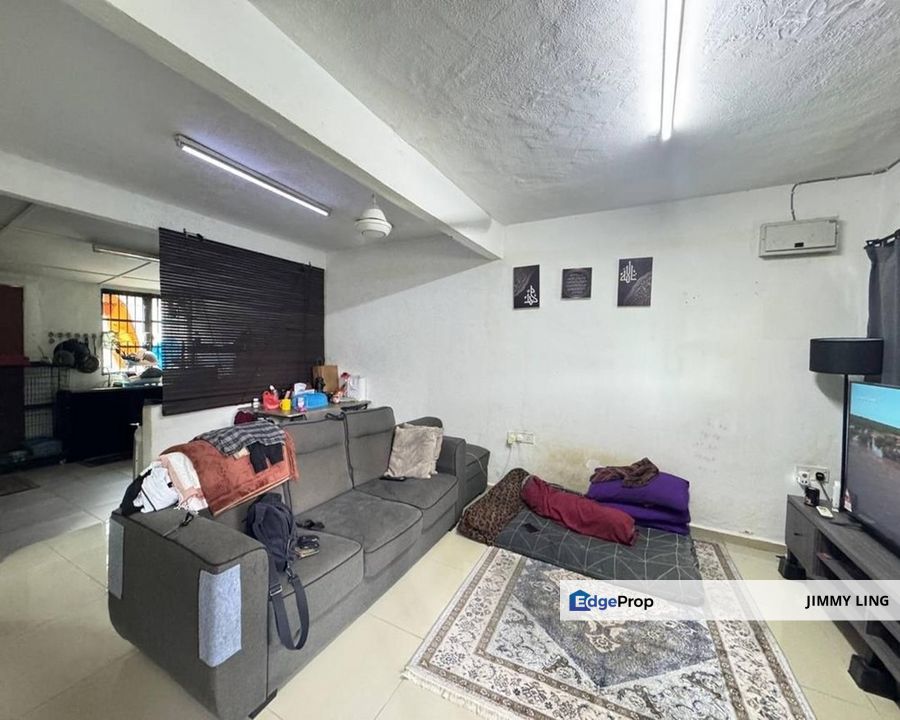 Below Market, 2sty Taman Seri Ampang, Selangor, Ampang