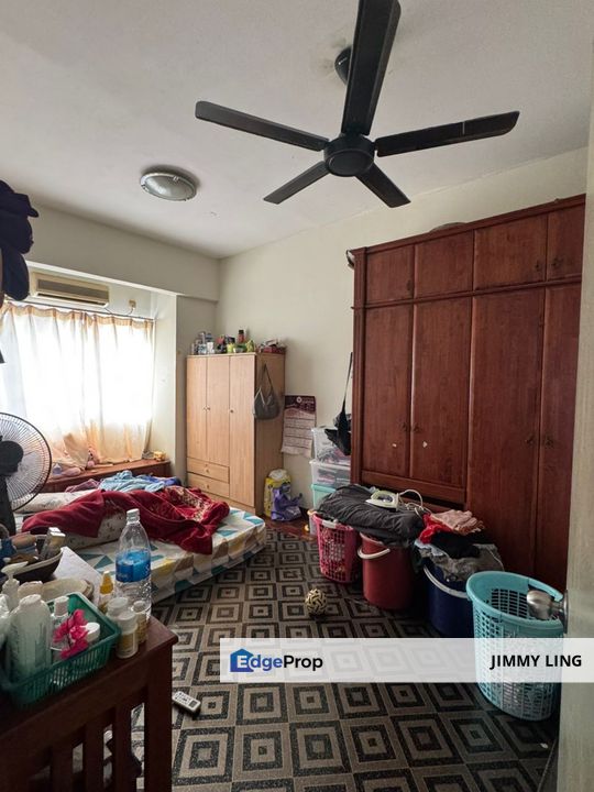 Below Market, Suria Kipark Damansara KL, Kuala Lumpur, Kepong