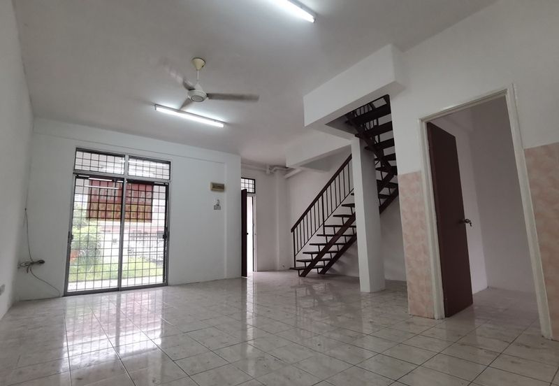 Jalan SP 4 @ Bandar Saujana Putra