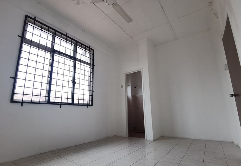 Jalan SP 4 @ Bandar Saujana Putra