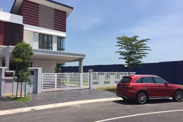 Anggun, Alam Nusantara