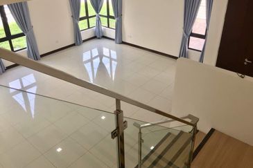 Anggun, Alam Nusantara