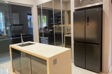 Jalan Cemara, Bandar Botanik