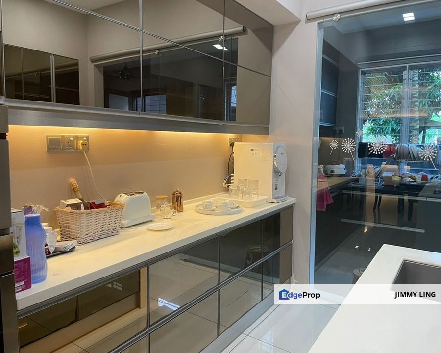 Fully Renovated Semi D Bandar Botanic Klang, Selangor, Klang