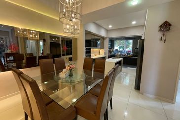 Jalan Cemara, Bandar Botanik