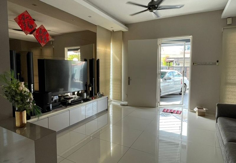 Jalan Cemara, Bandar Botanik