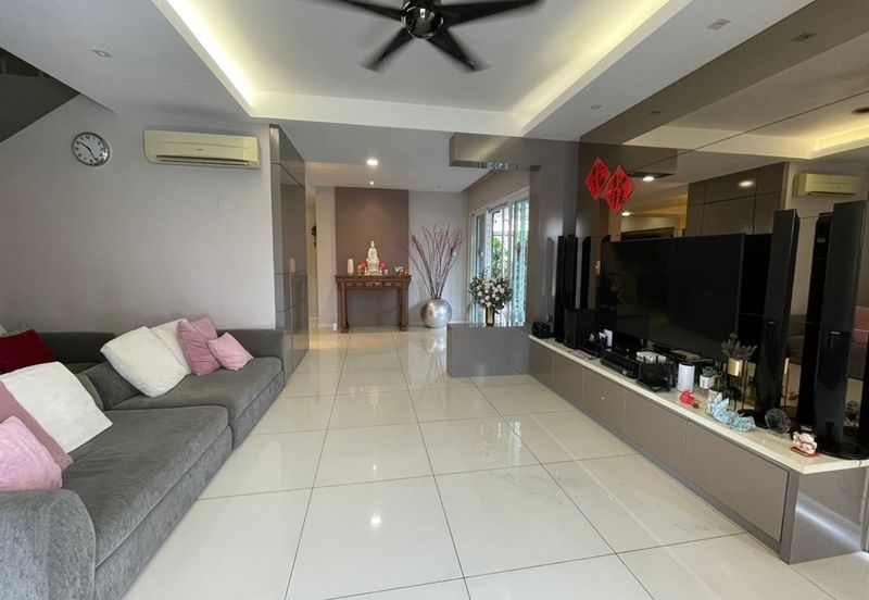 Jalan Cemara, Bandar Botanik