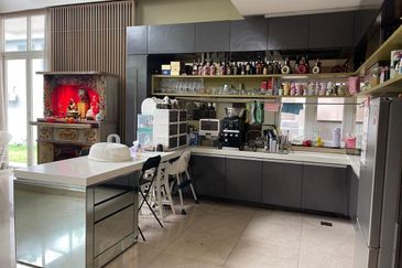 Luxury Bungalow Country Heights Damansara