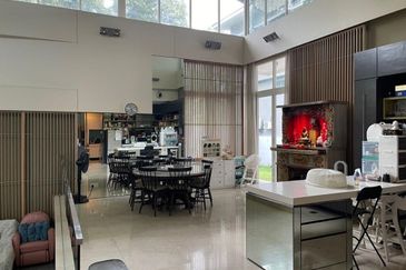 Luxury Bungalow Country Heights Damansara