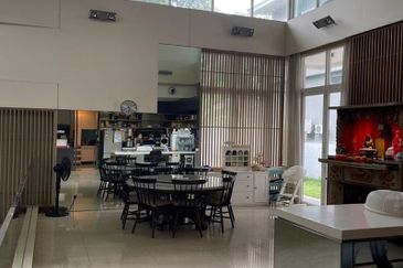 Luxury Bungalow Country Heights Damansara