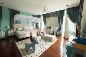 Luxury Bungalow Country Heights Damansara