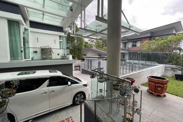 Luxury Bungalow Country Heights Damansara