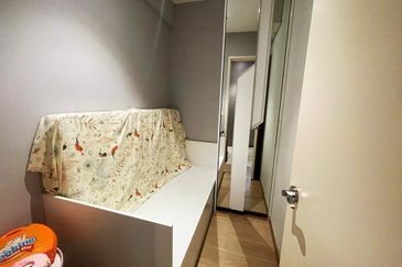 Hill10 Residence @ i-City