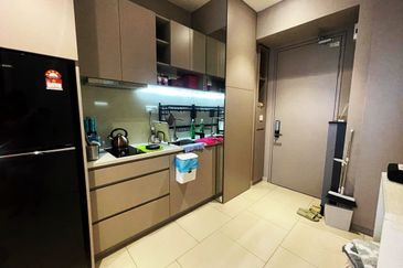 Hill10 Residence @ i-City