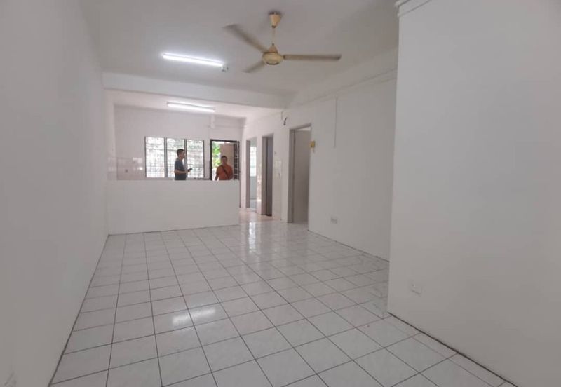 Jalan Sungai Rincing 32/65C