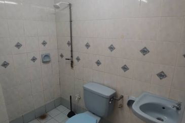 Jalan Sungai Rincing 32/65C