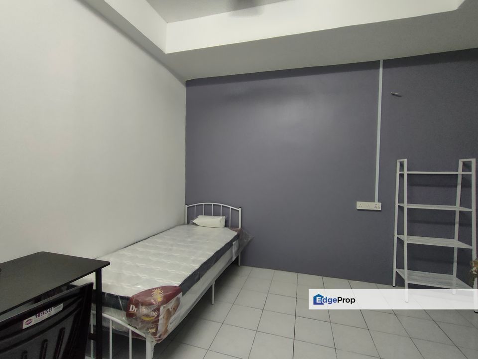 Male room with private bathroom klang for rent, Selangor, Klang