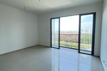 Gravit8 @ Klang South