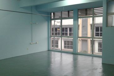 Jalan Klang Sentral 11/KU5