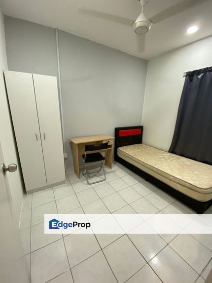 Male Room for rent at Taman Bayu Perdana Klang , Selangor, Klang